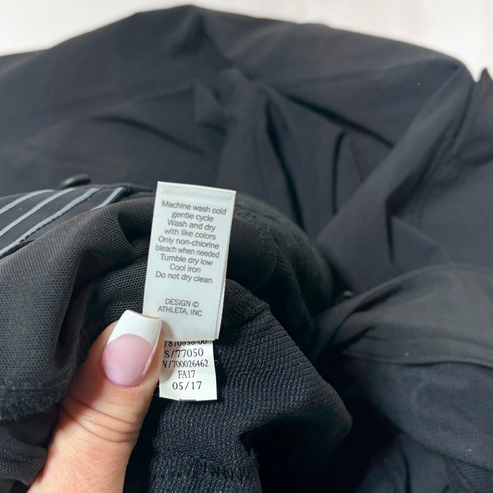 Athleta Cargo Utility Tech Performance Pants Size… - image 4